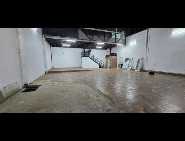 INDUSTRIAL PROPERTY TO RENT IN POINT WATERFRONT